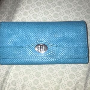 blue wallet